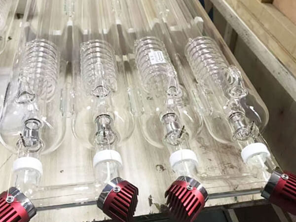 Advantages 04 - 0806 Crossover Precision Laser Cutting Machine