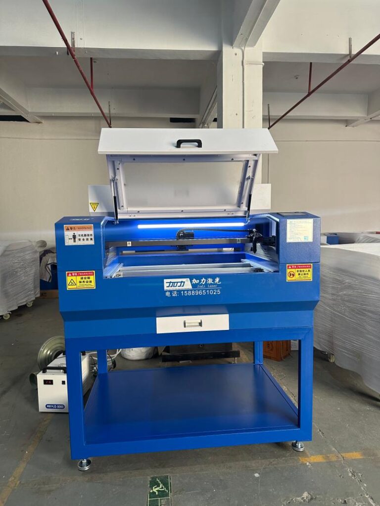 acrylic cutting solution